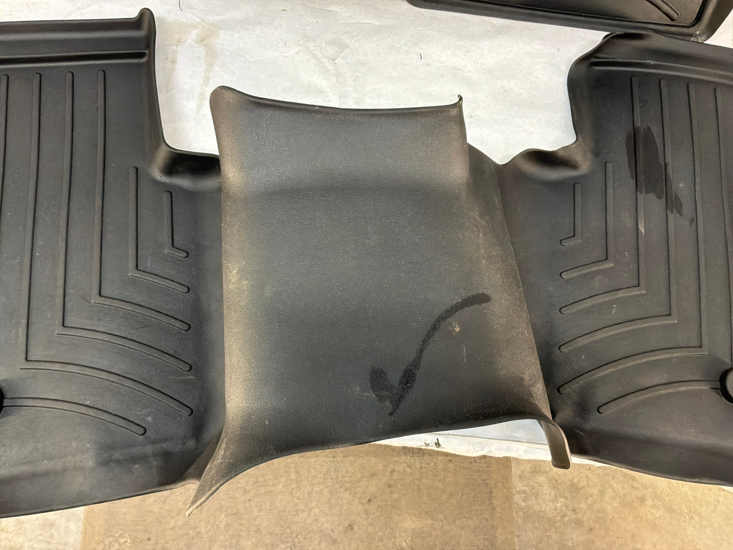 Weather tech floor mats - Day's Parts Yard