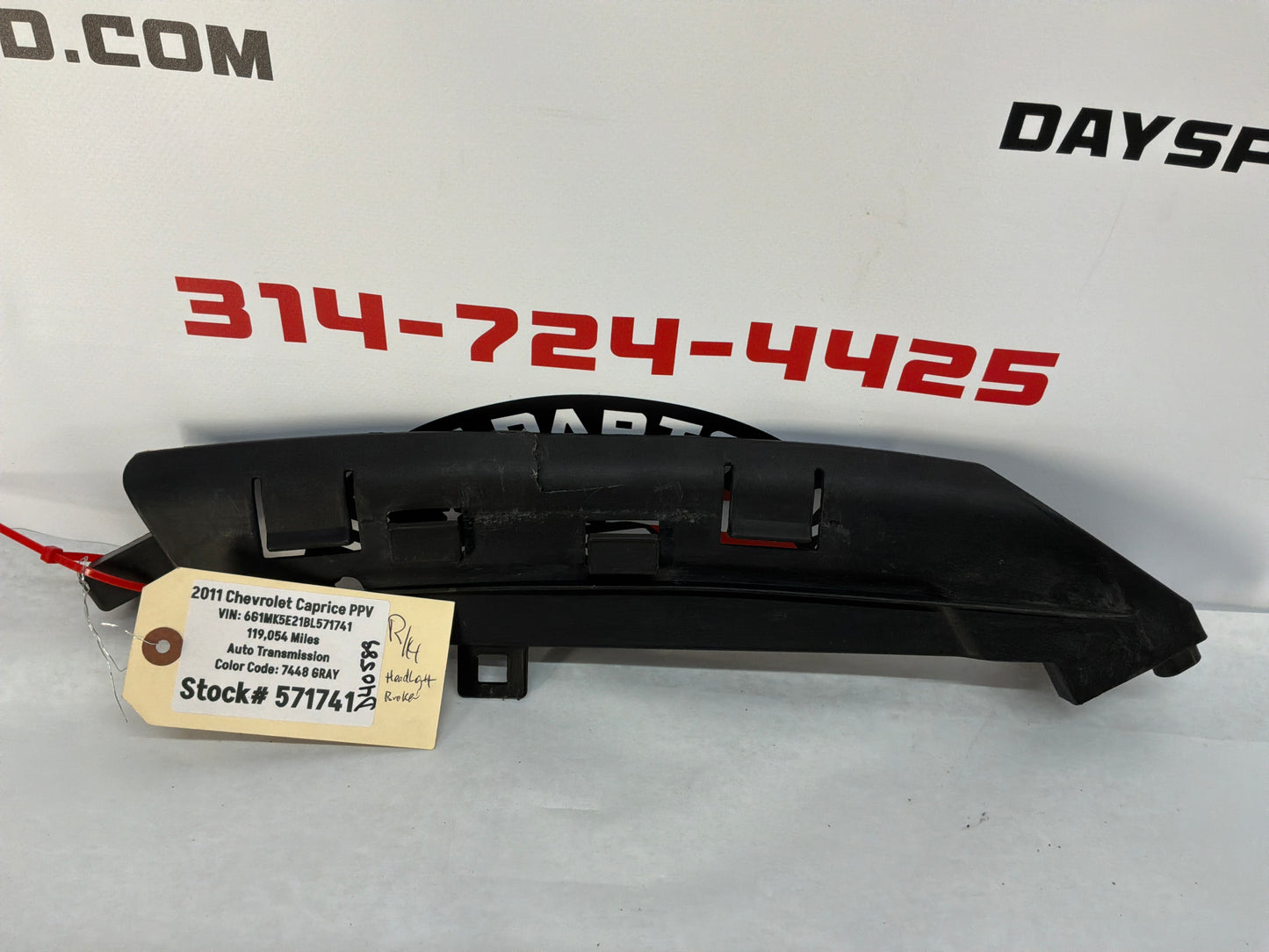 2011 Chevy Caprice PPV RH Passenger Front Bumper Headlight Bracket Guide Mount OEM
