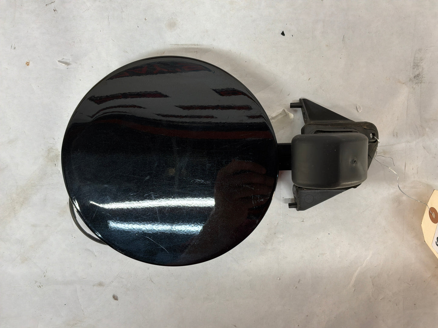 2008 Pontiac G8 GT Fuel Gas Cover Lid Door OEM