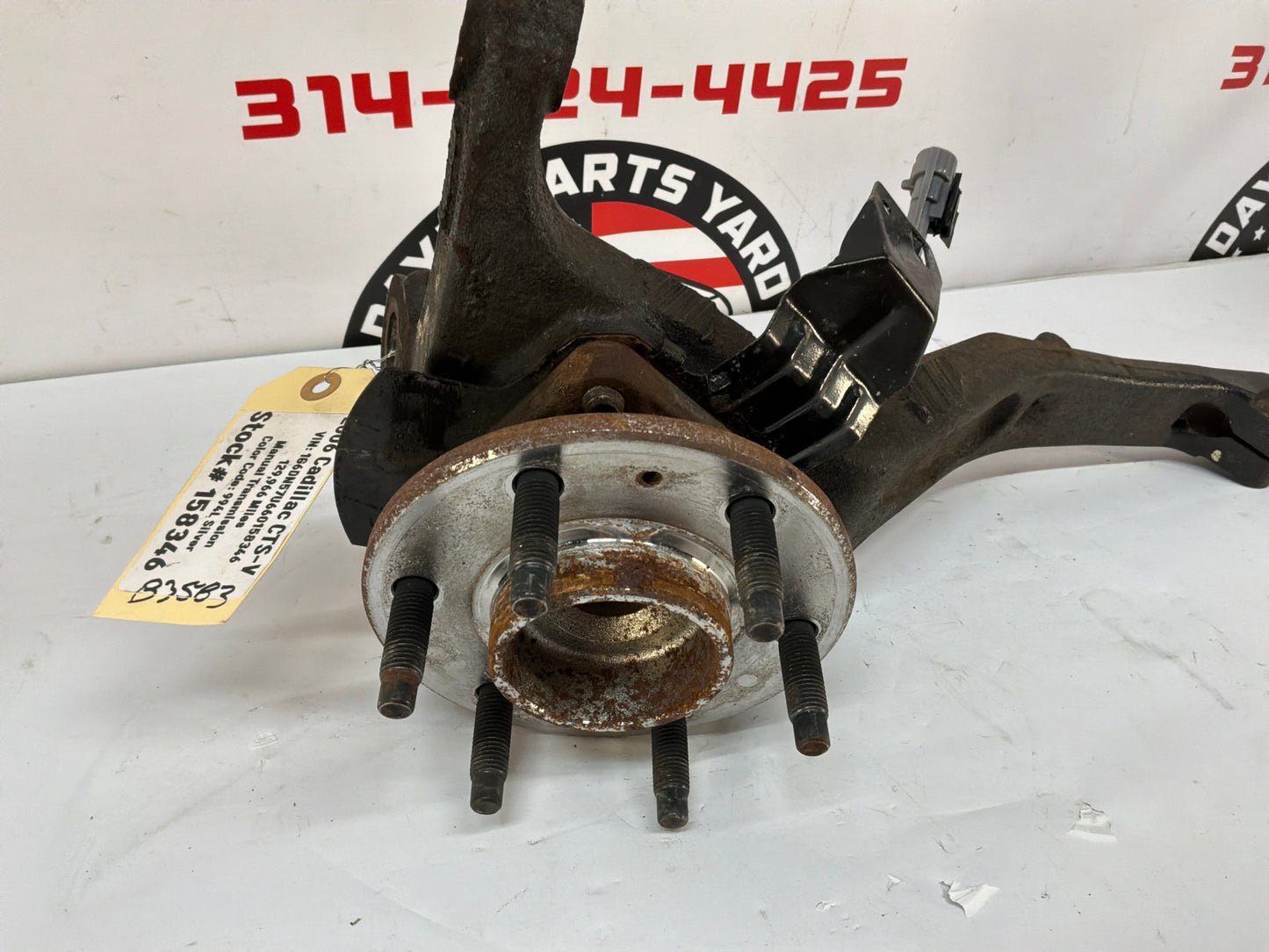 2006 Cadillac CTS-V LH Driver Front Suspension Spindle Knuckle Hub Wheel Bearing OEM