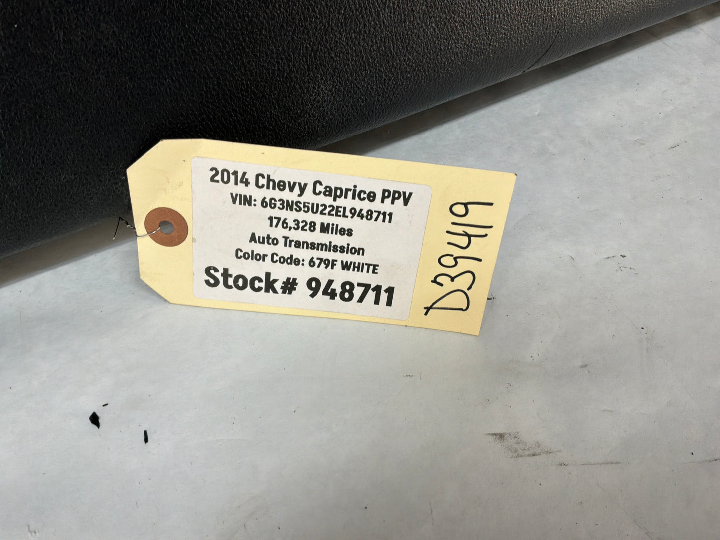 2014 Chevy Caprice PPV LH Driver Front Interior Door Panel OEM - Day's Parts Yard