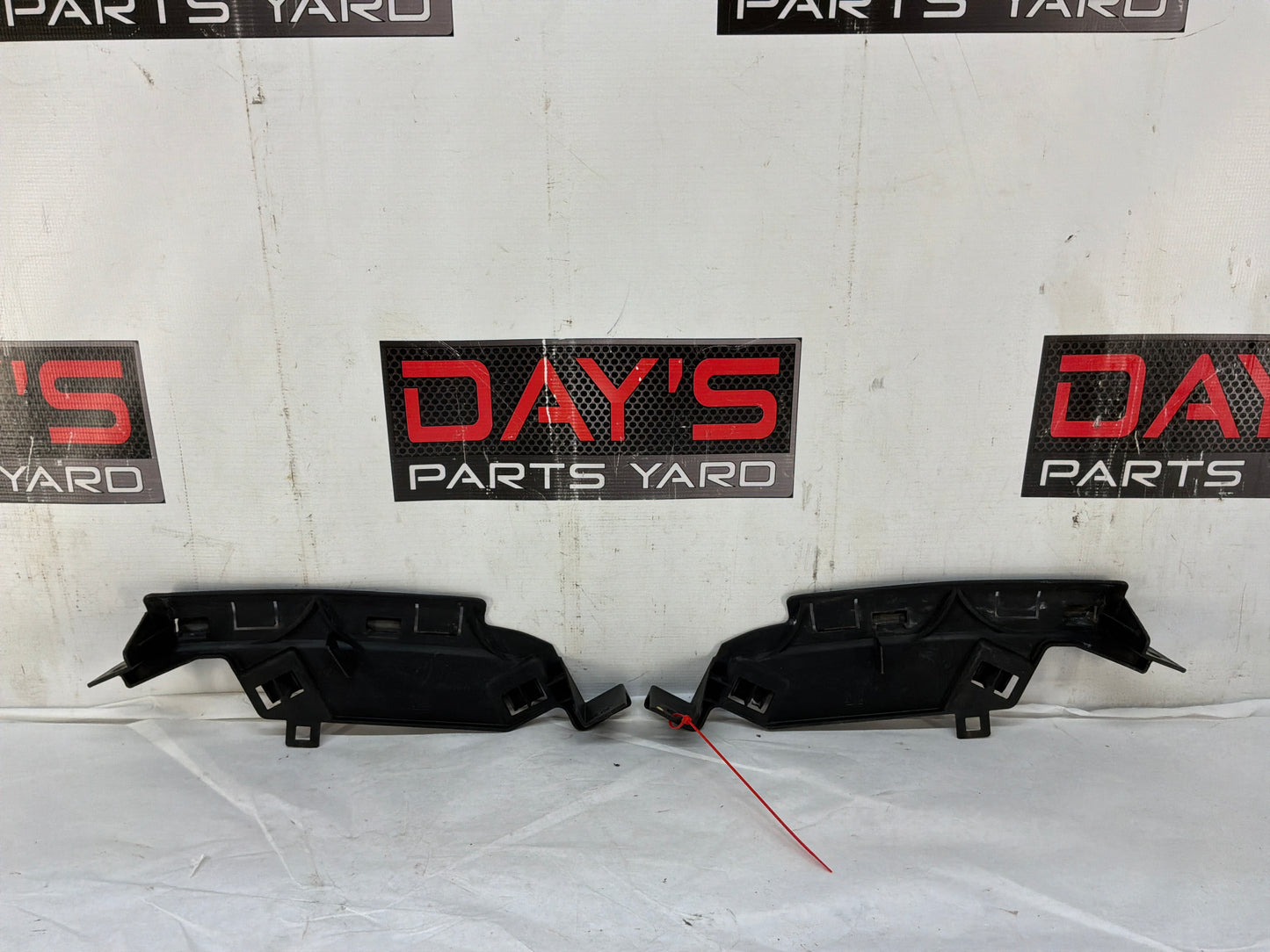 2008 Pontiac G8 RH & LH Front Bumper Fascia Support Brackets OEM