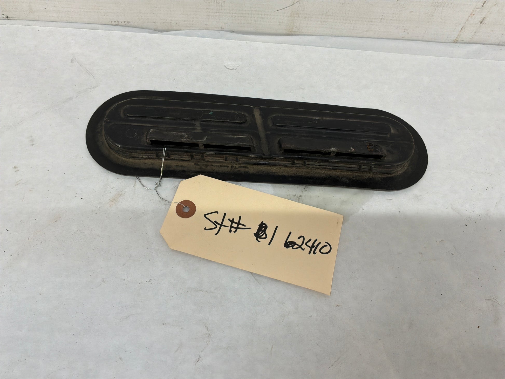 Rubber vent cover - Day's Parts Yard