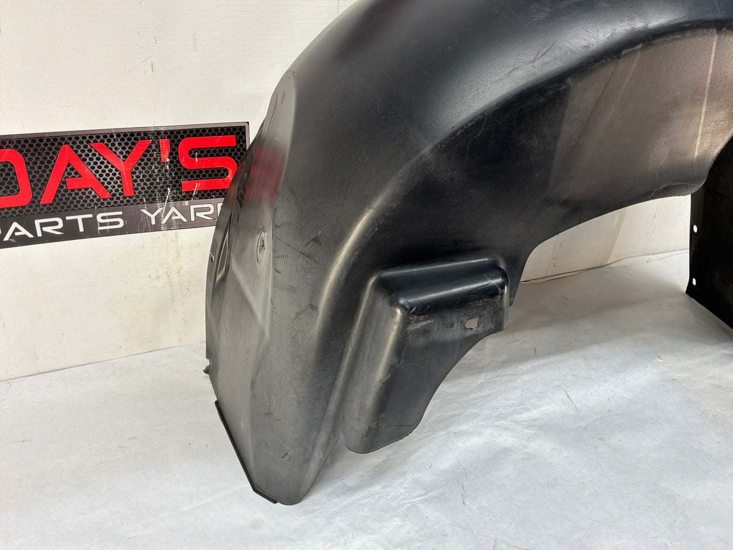 2011 Cadillac CTS-V Coupe LH Driver Rear Fender Wheel House Well Liner OEM