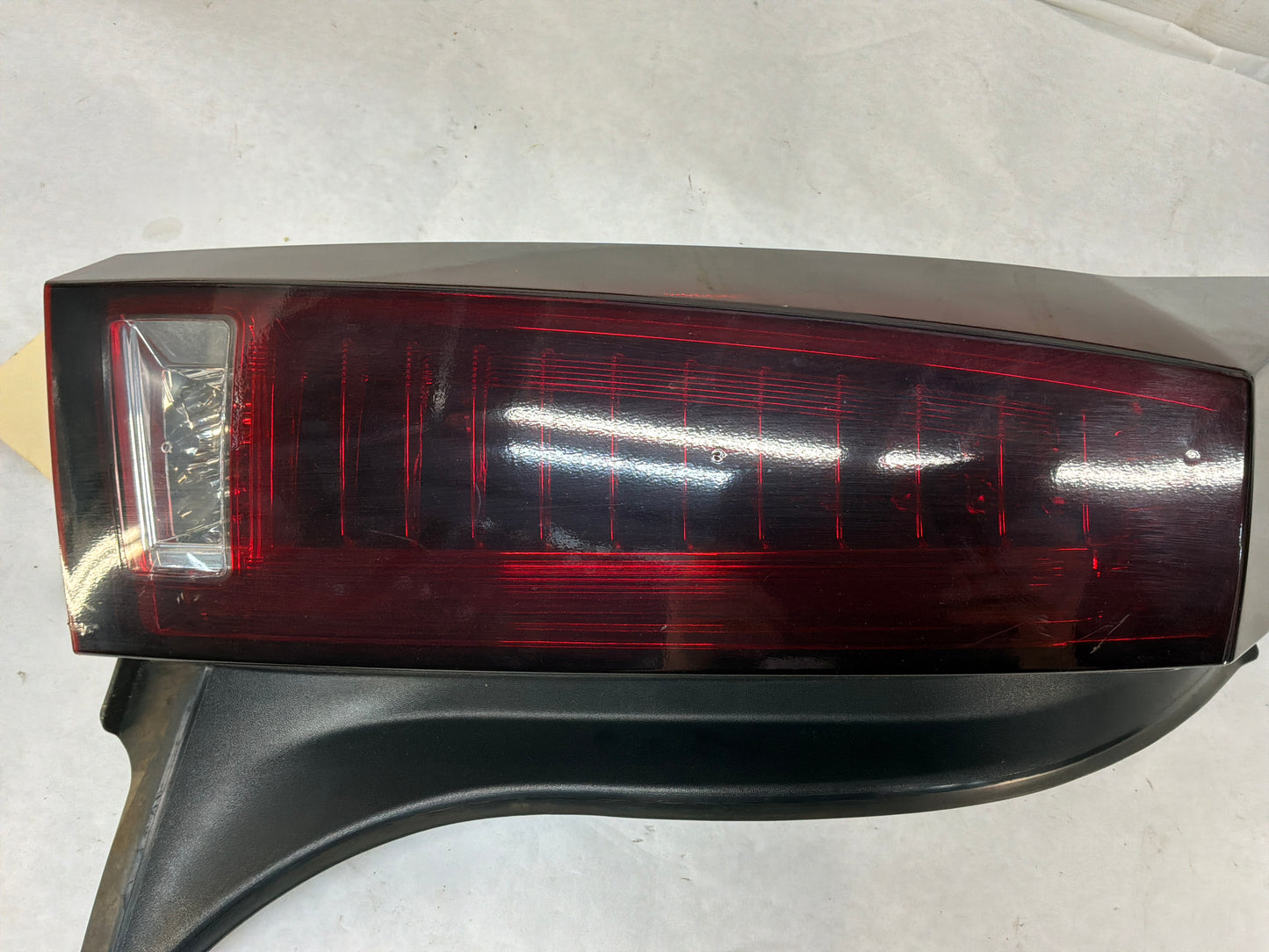 2011 Cadillac CTS-V Coupe RH & LH Taillight Tail Light w/ 3rd Brake Light OEM