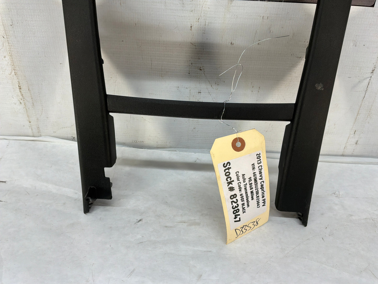 2013 Chevy Caprice PPV Center Dash Radio Stereo Bezel Trim OEM - Day's Parts Yard