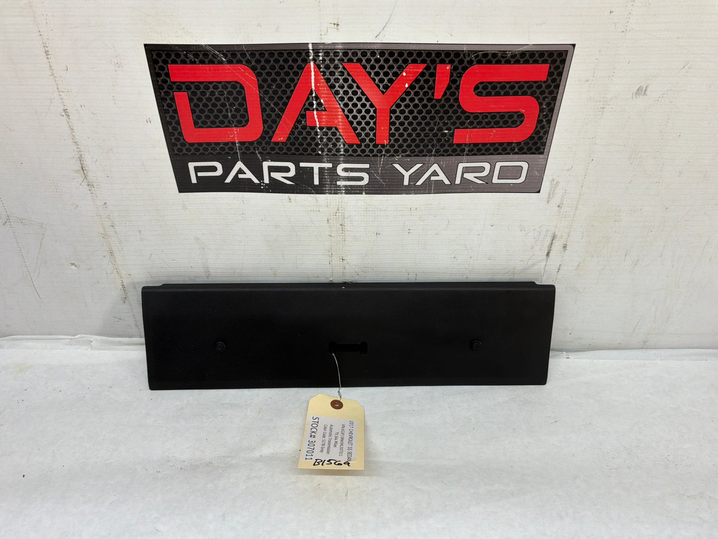 2017 Chevy SS Sedan Center Seat Cover Trim OEM