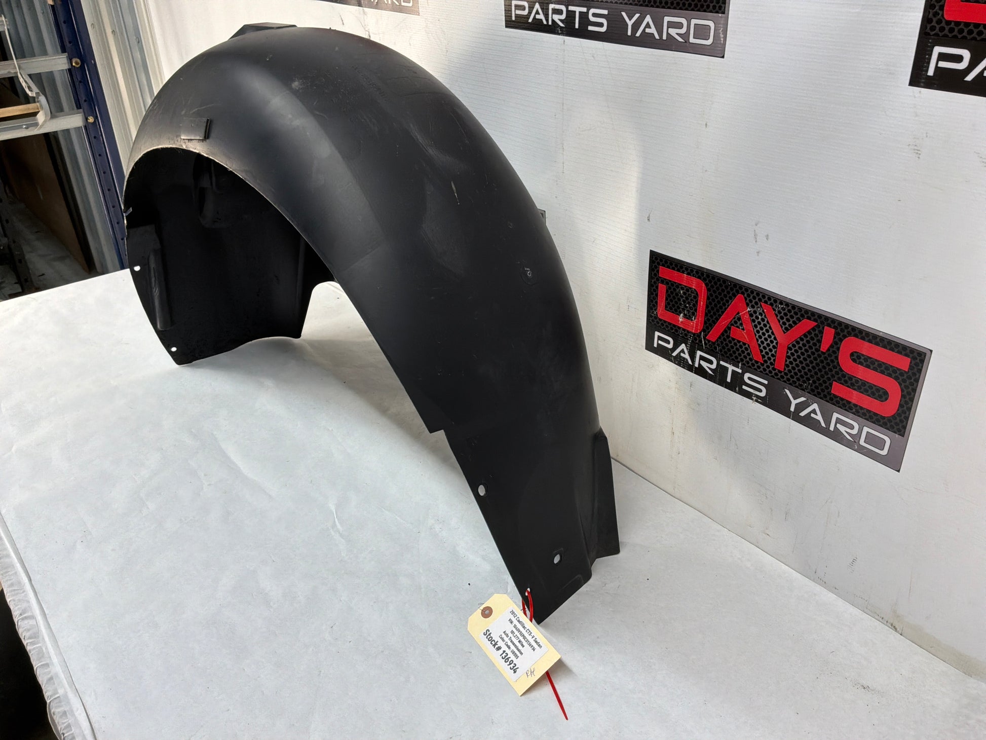 Rh wheel liner - Day's Parts Yard