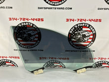 2016 Cadillac CTS-V RH Passenger Front Door Window Glass OEM