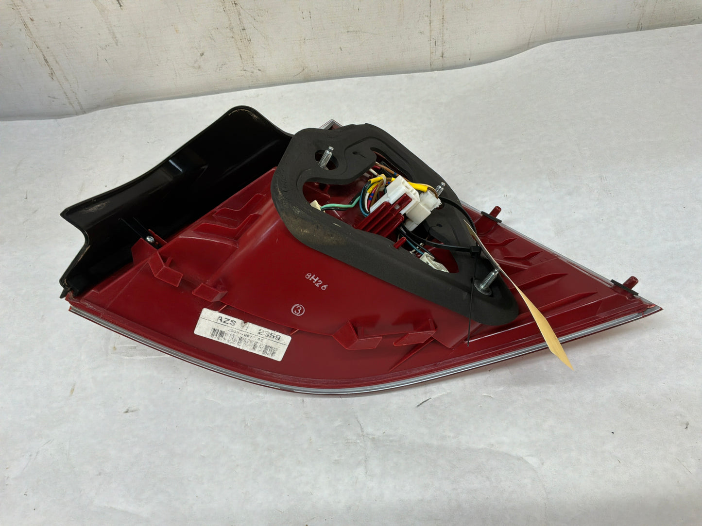 2008 Pontiac G8 Base LH Driver Tail Light Lamp Taillight OEM