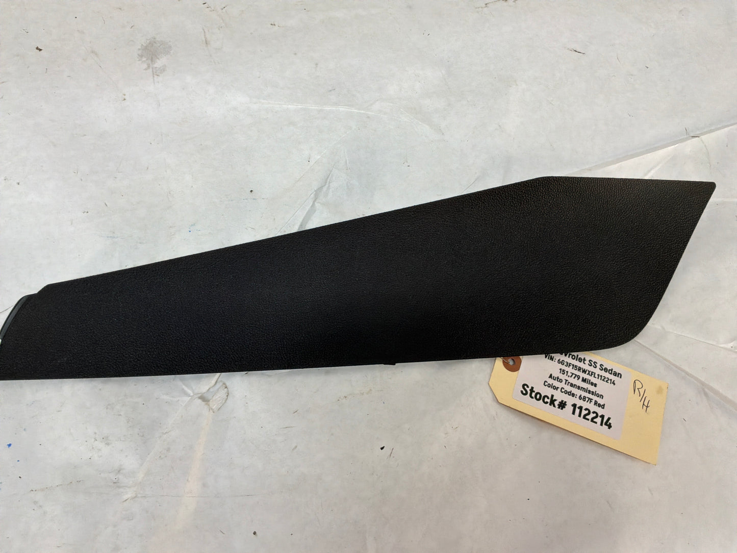 2015 Chevy SS Sedan RH & LH Center Console Side Trim Extension Panel Moldings OEM