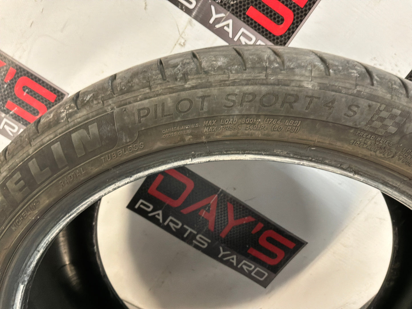 275/35ZR19 Michelin Pilot Sport All Season - Day's Parts Yard