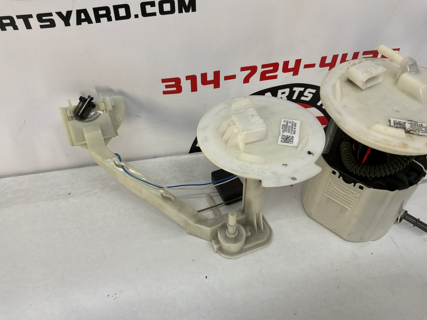 2017 Chevy SS Sedan Fuel Pump & Lever Sending Unit Assembly OEM