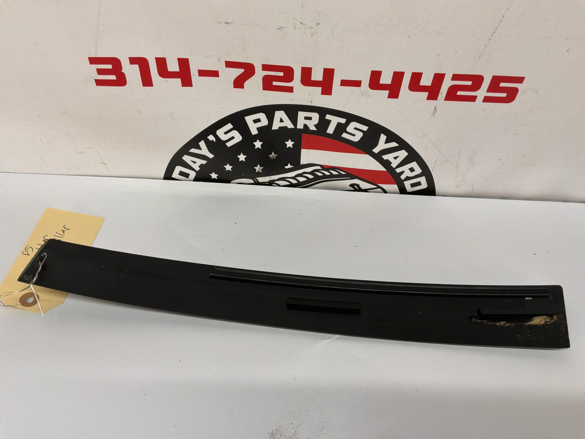 2006 Pontiac GTO LH Driver Exterior B Pillar Window Trim Applique Cover OEM