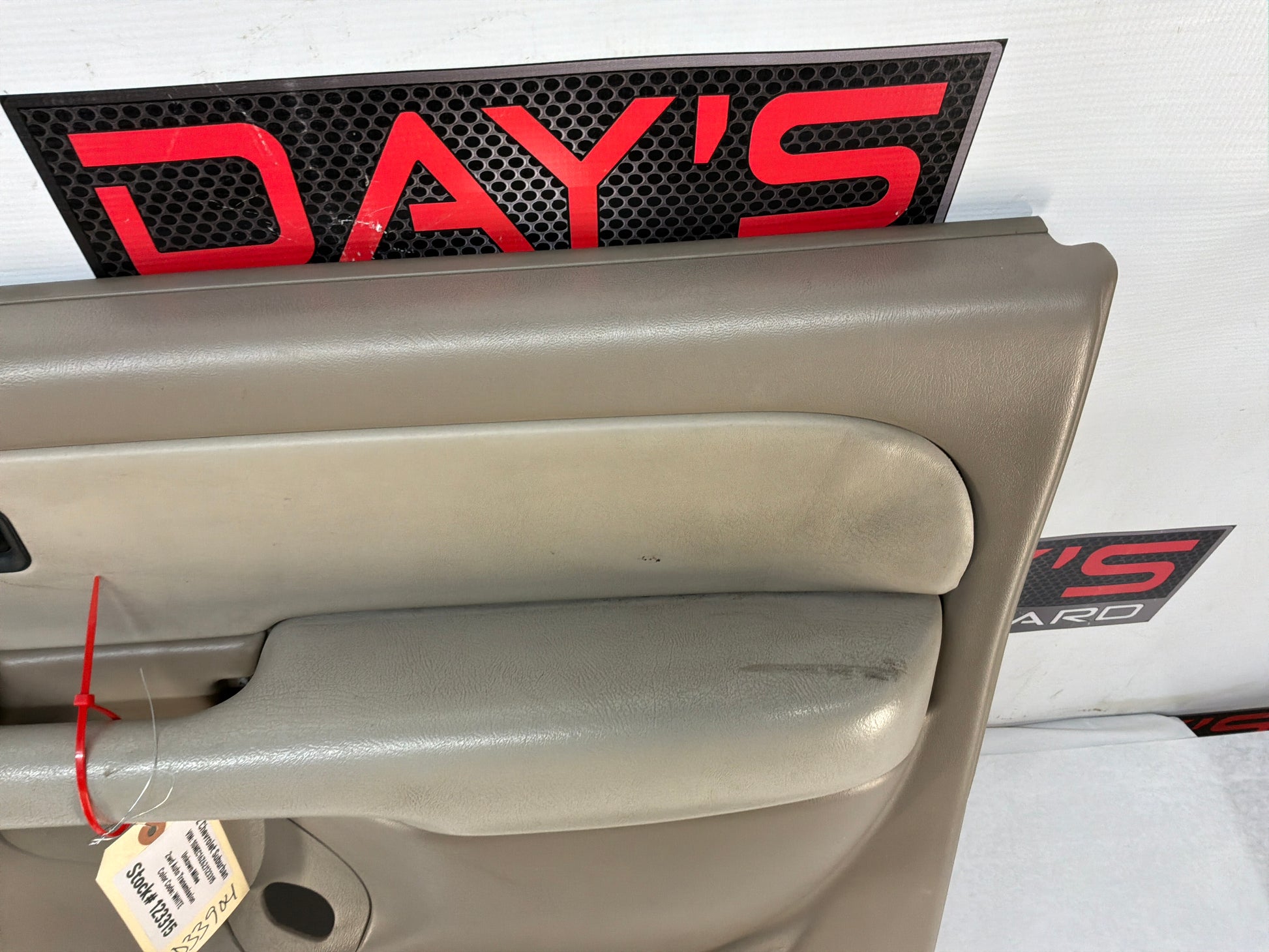 Rh front door panel - Day's Parts Yard