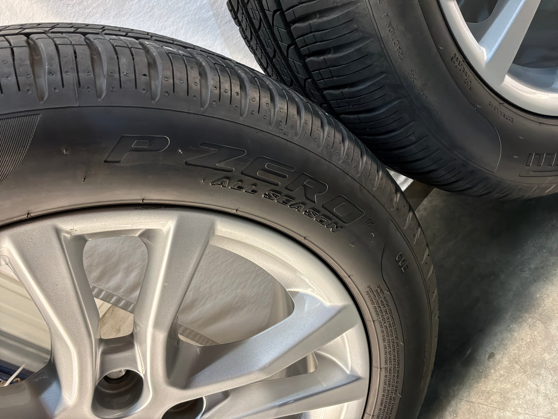Wheels and tires - Day's Parts Yard