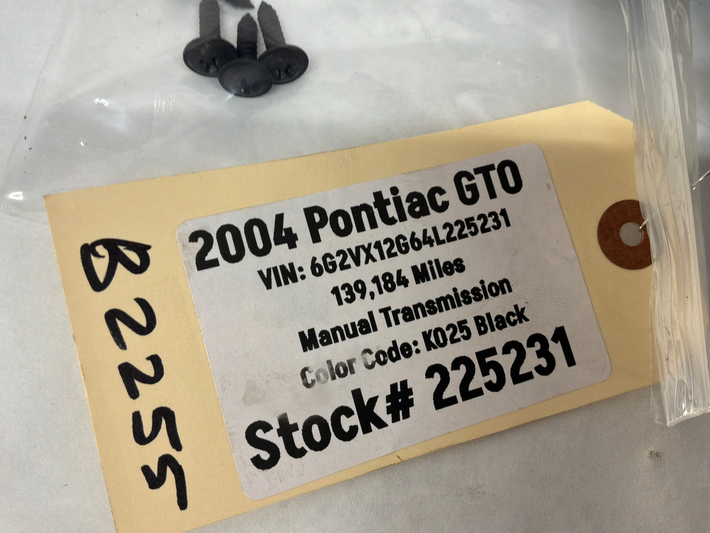 2004 Pontiac GTO Center Dash HVAC Vent w/ Hazard Button OEM