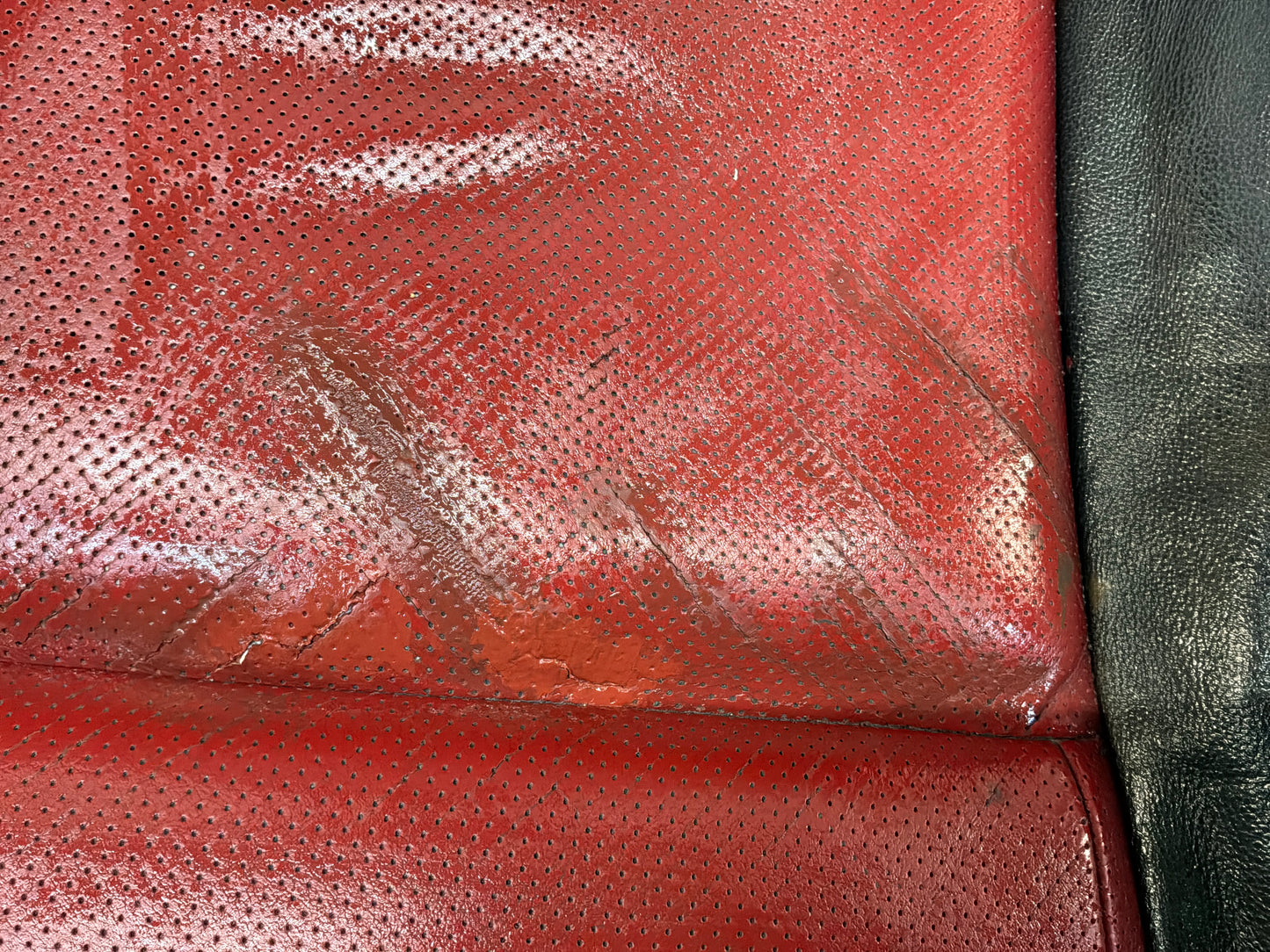 2008 Pontiac G8 GT Seats Fronts and Rear Red and Black Leather OEM