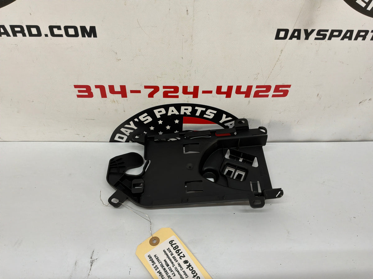 2016 Chevy SS Sedan Electronic Suspension Controller Bracket OEM