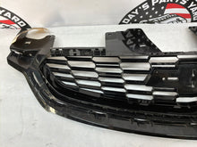2017 Chevy SS Sedan Front Bumper Upper Grille OEM