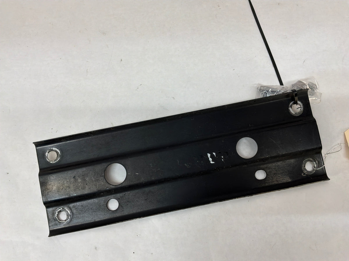 2015 Chevy Camaro SS 1LE Transmission Tunnel Body Brace Bracket OEM