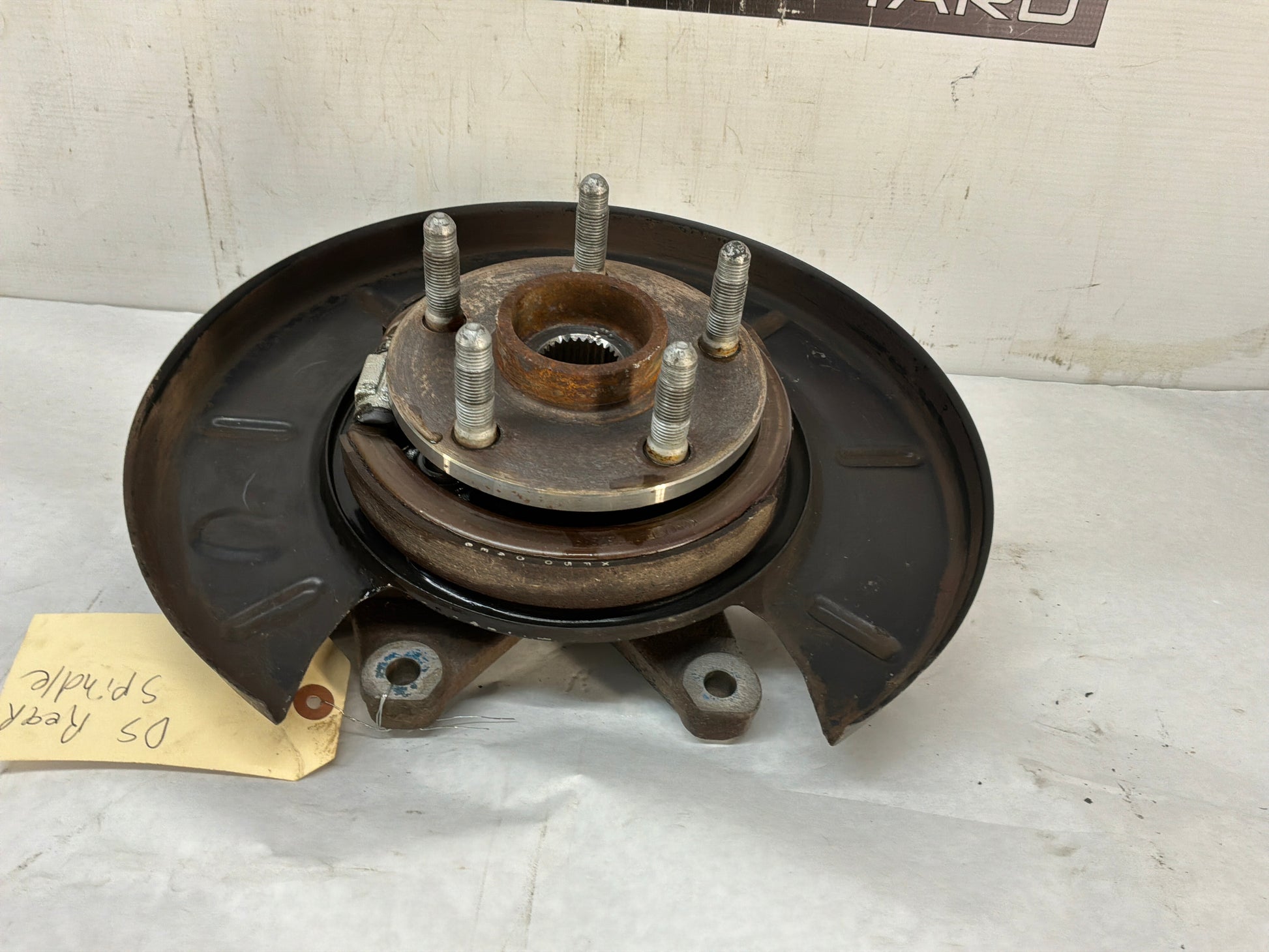 2017 Chevy Caprice PPV LH Driver Rear Suspension Spindle Hub Knuckle Wheel Bearing OEM - Day's Parts Yard