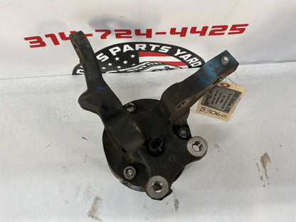 2005 Pontiac GTO LH Driver Front Suspension Spindle Hub Knuckle Assembly OEM