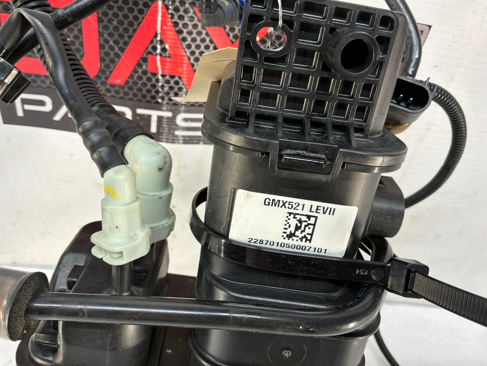 Charcoal canister w/ Evap lines and fuel tank wire harness - Day's Parts Yard