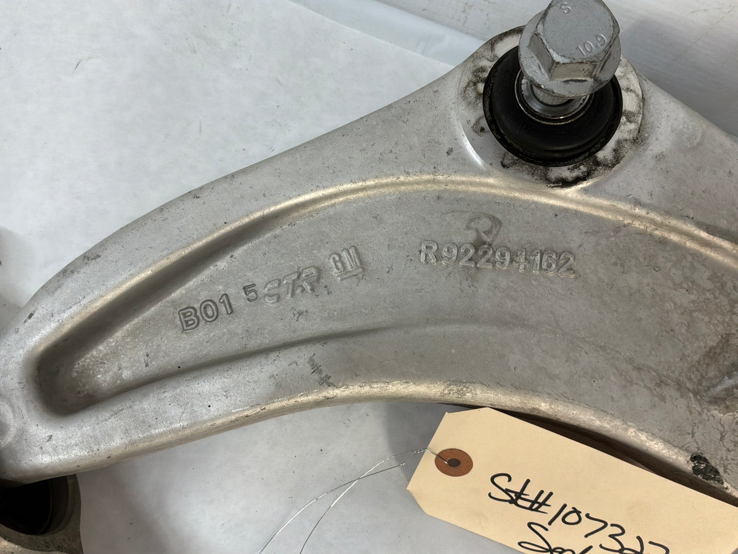 Rh control arm - Day's Parts Yard