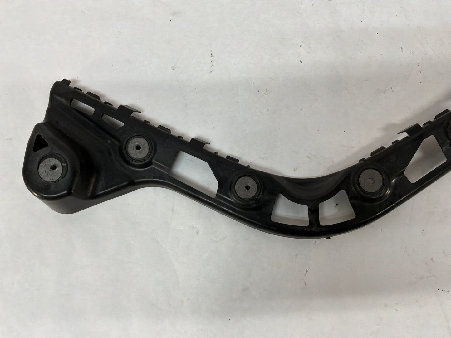 2017 Chevy SS Sedan Rear Bumper Support Brackets Braces Mounts RH & LH OEM