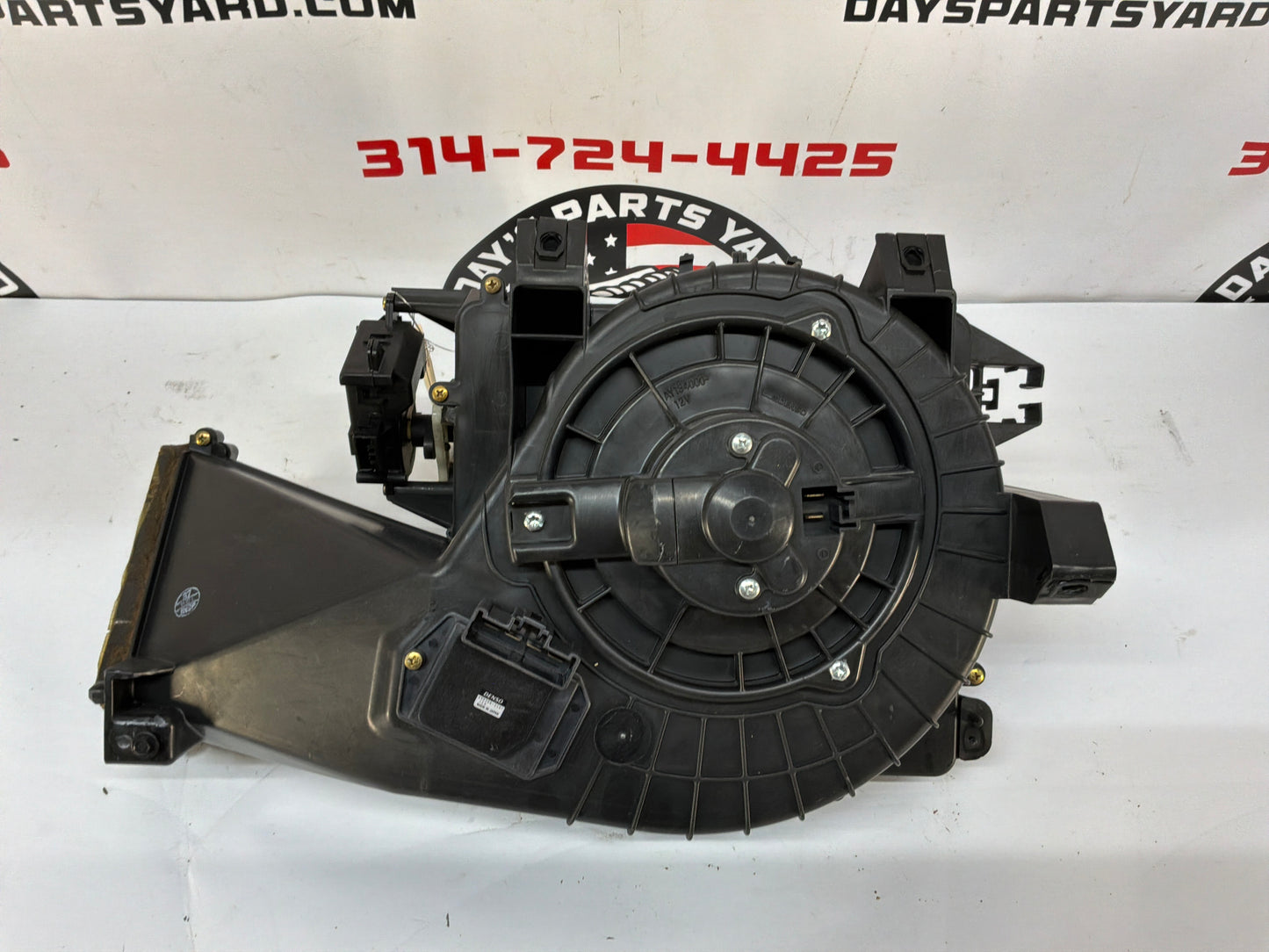 2006 Cadillac CTS-V HVAC Heater AC Housing Box Blower Motor Assembly OEM