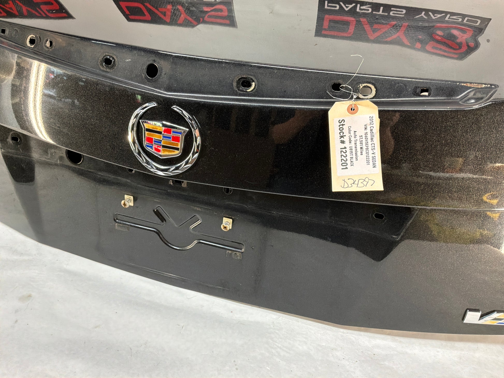 Trunk lid - Day's Parts Yard