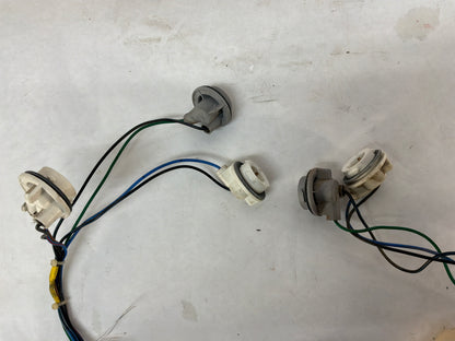 2005 Pontiac GTO RH & LH Taillight Tail Light Wire Wiring Harness Sockets OEM