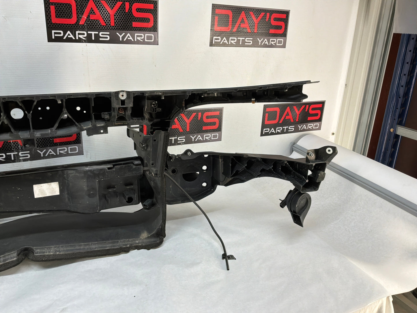 2015 Chevy SS Sedan Front Radiator Core Support Bracket Brace Assembly OEM - Day's Parts Yard