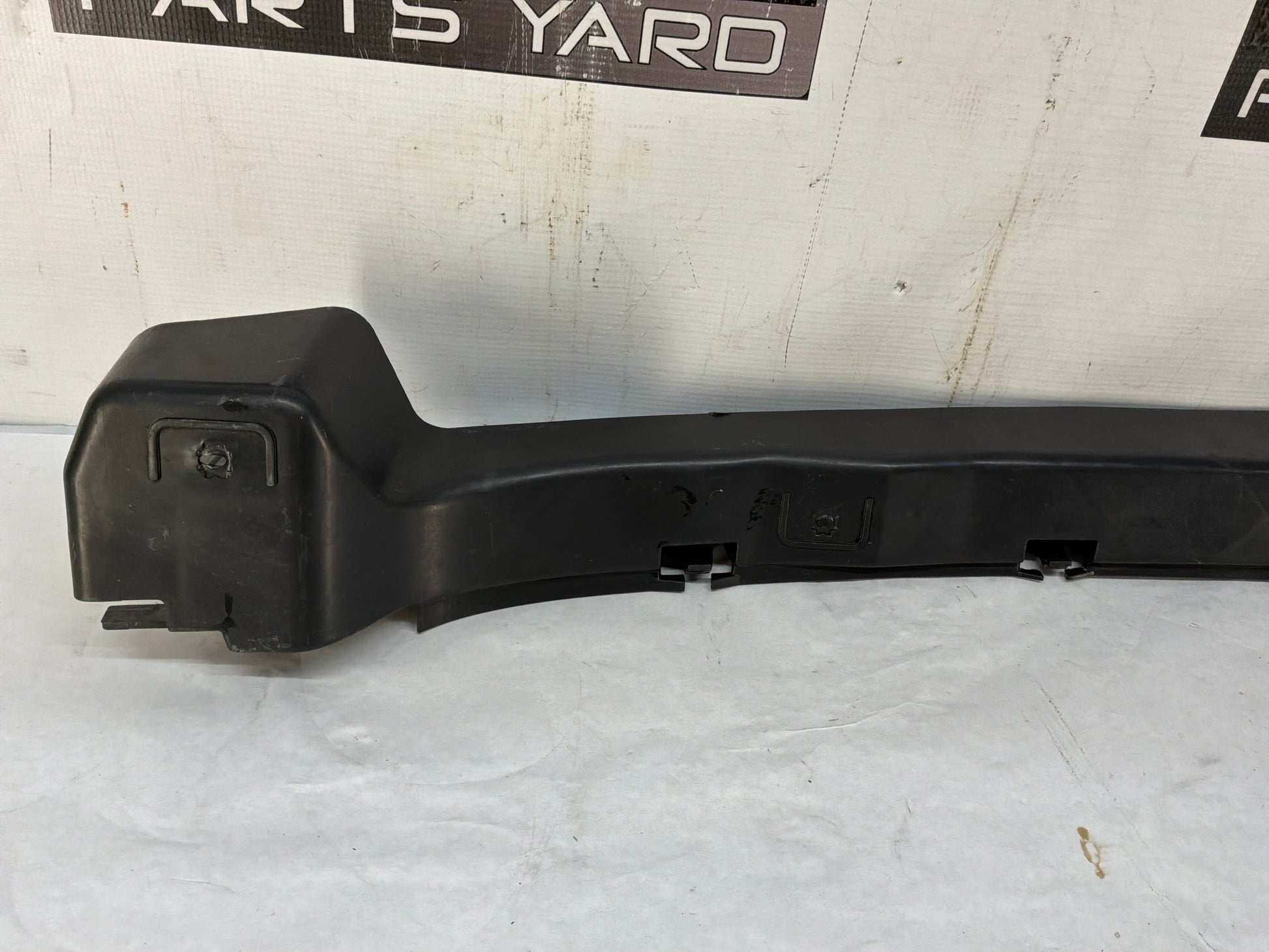 Bracket - Day's Parts Yard