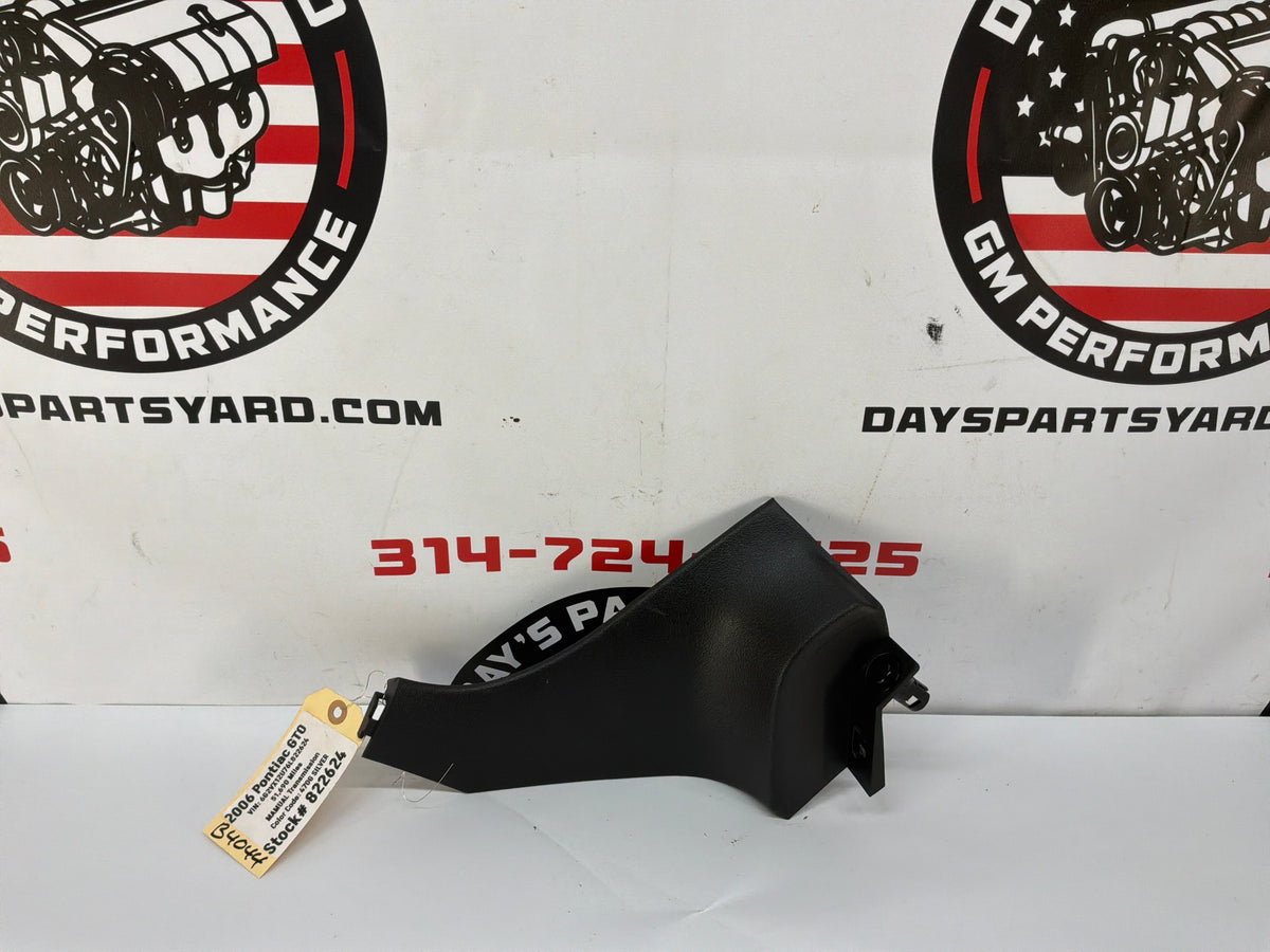 2006 Pontiac GTO RH Passenger Center Console Dash Trim Panel Insert OEM