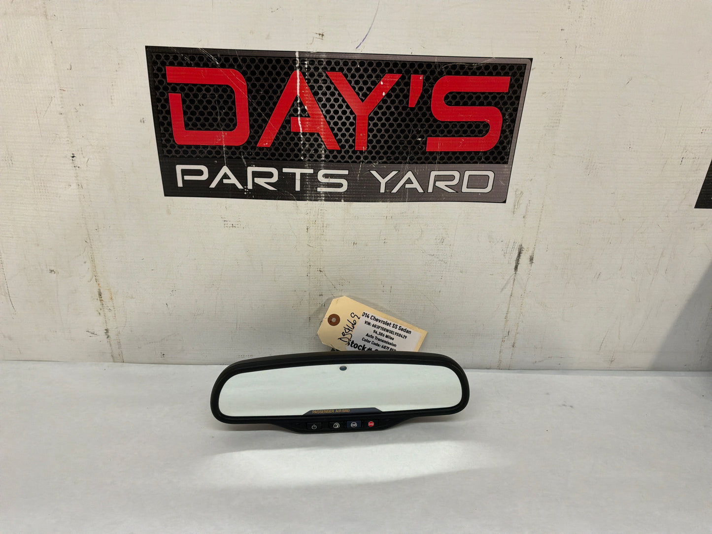 Rear view mirror - Day's Parts Yard