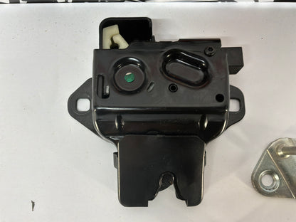 2014 Chevy SS Sedan Trunk Deck Lid Latch OEM