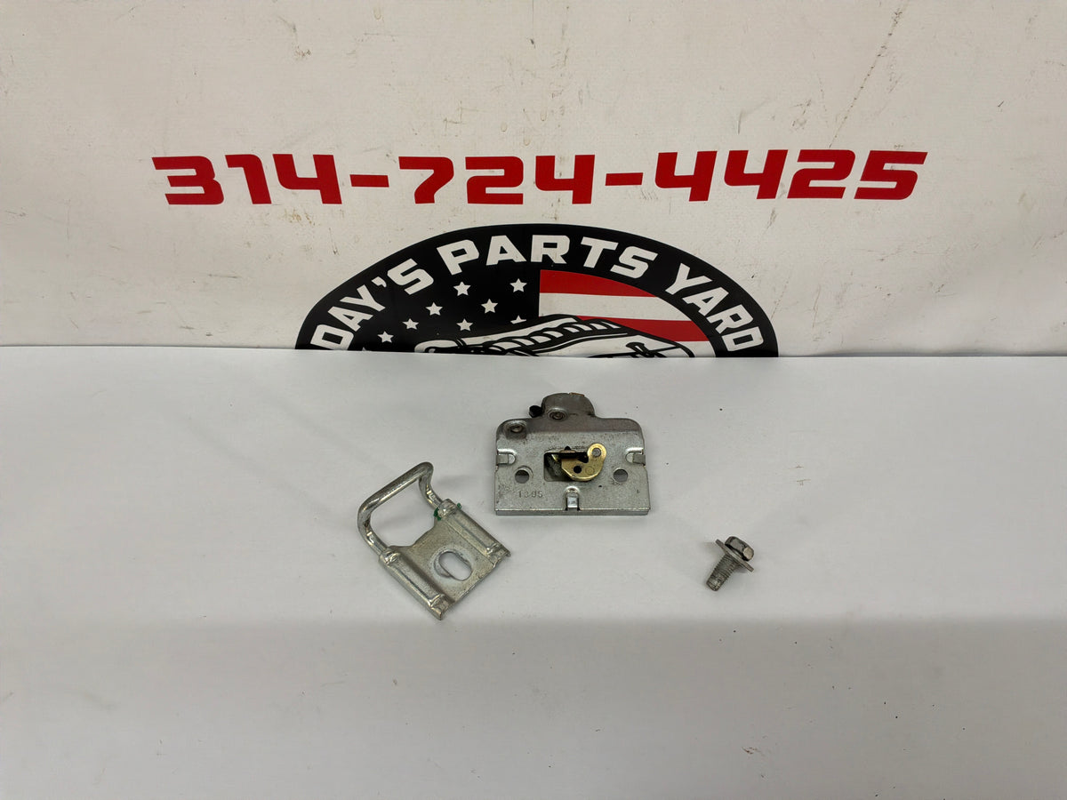 2006 Pontiac GTO Trunk Deck Lid Latch & Striker OEM