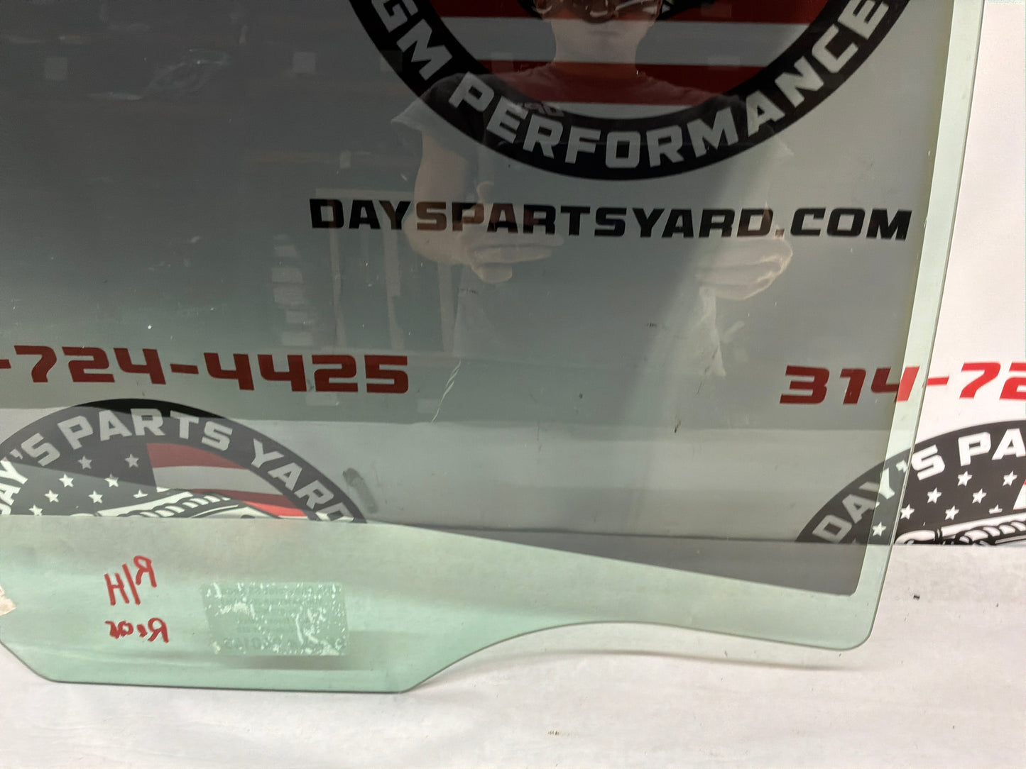 2014 Chevy SS RH Passenger Rear Door Window Glass OEM