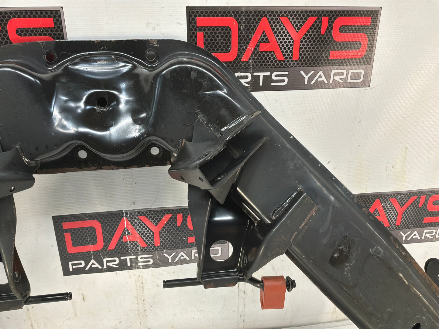 2006 Pontiac GTO Rear Suspension Sub Frame Cradle K Cross Member OEM