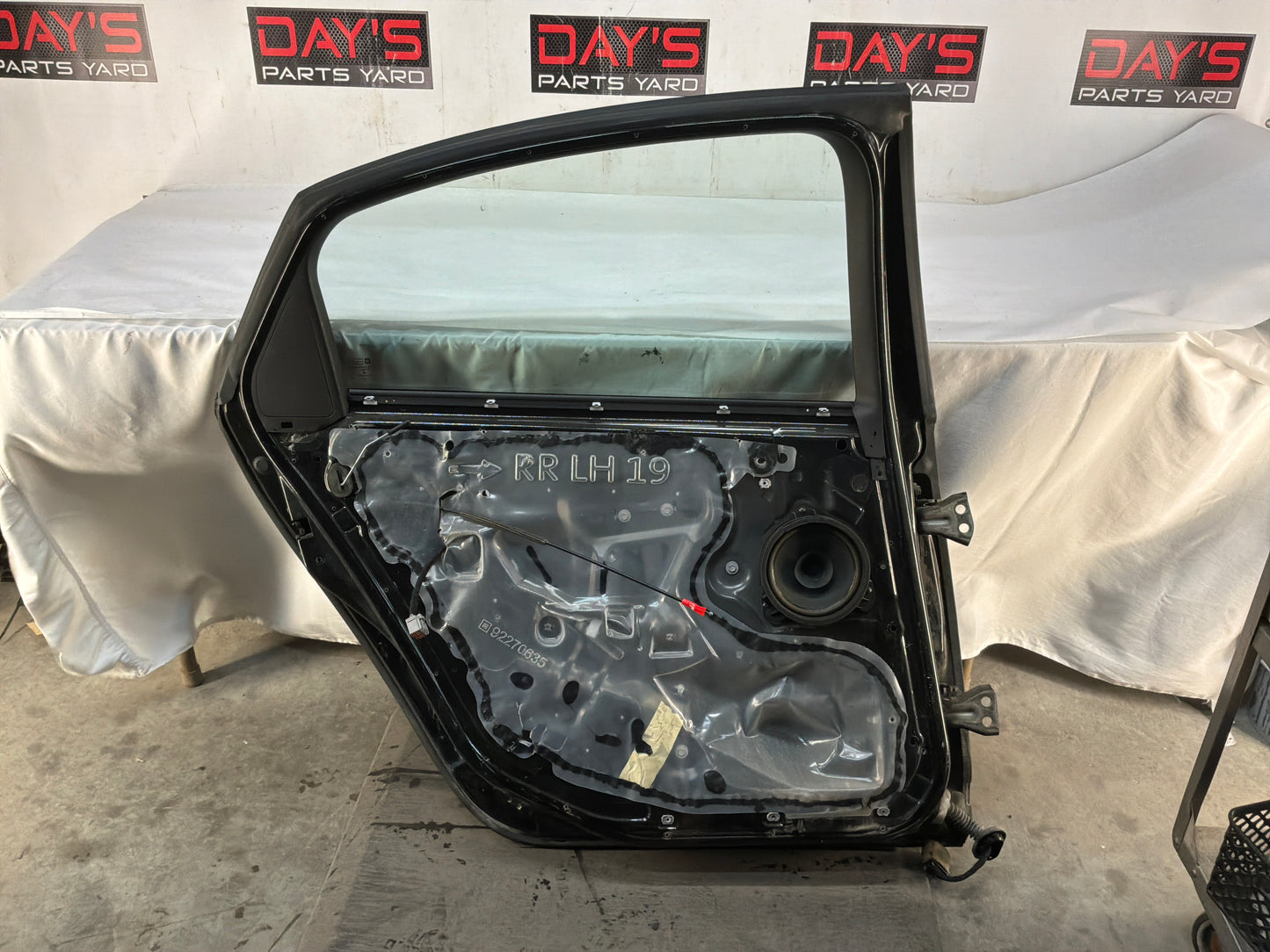 Lh rear door - Day's Parts Yard