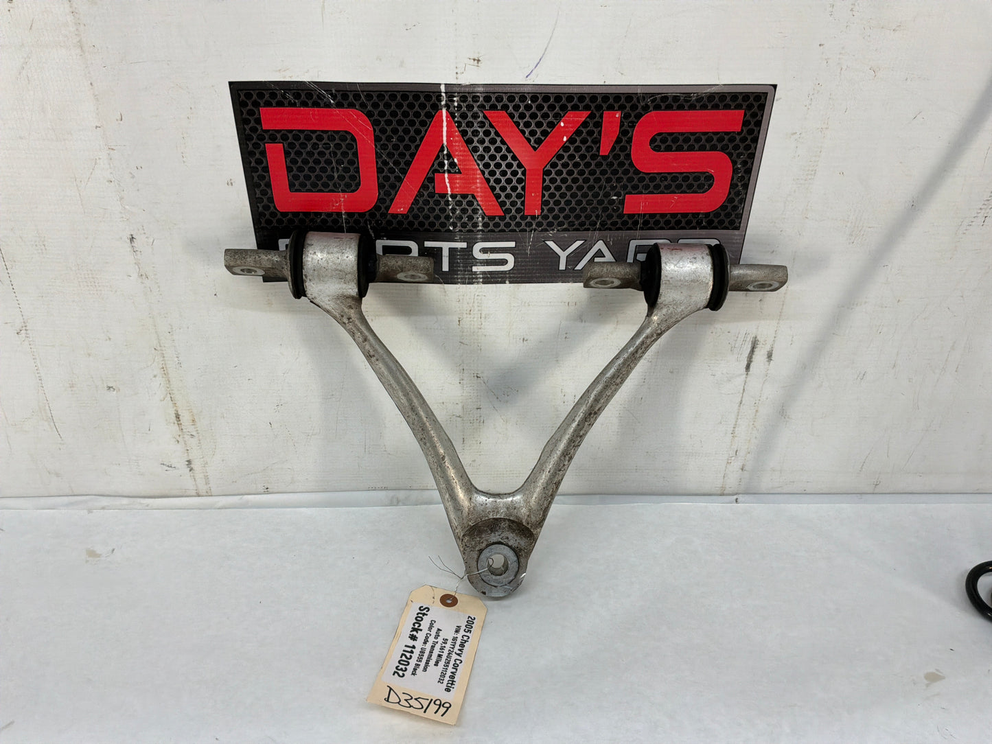 Lh front upper control arm - Day's Parts Yard