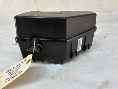 2008 Pontiac G8 GT Engine Bay Fuse Relay Wiring Junction Block Box Cover Lid OEM