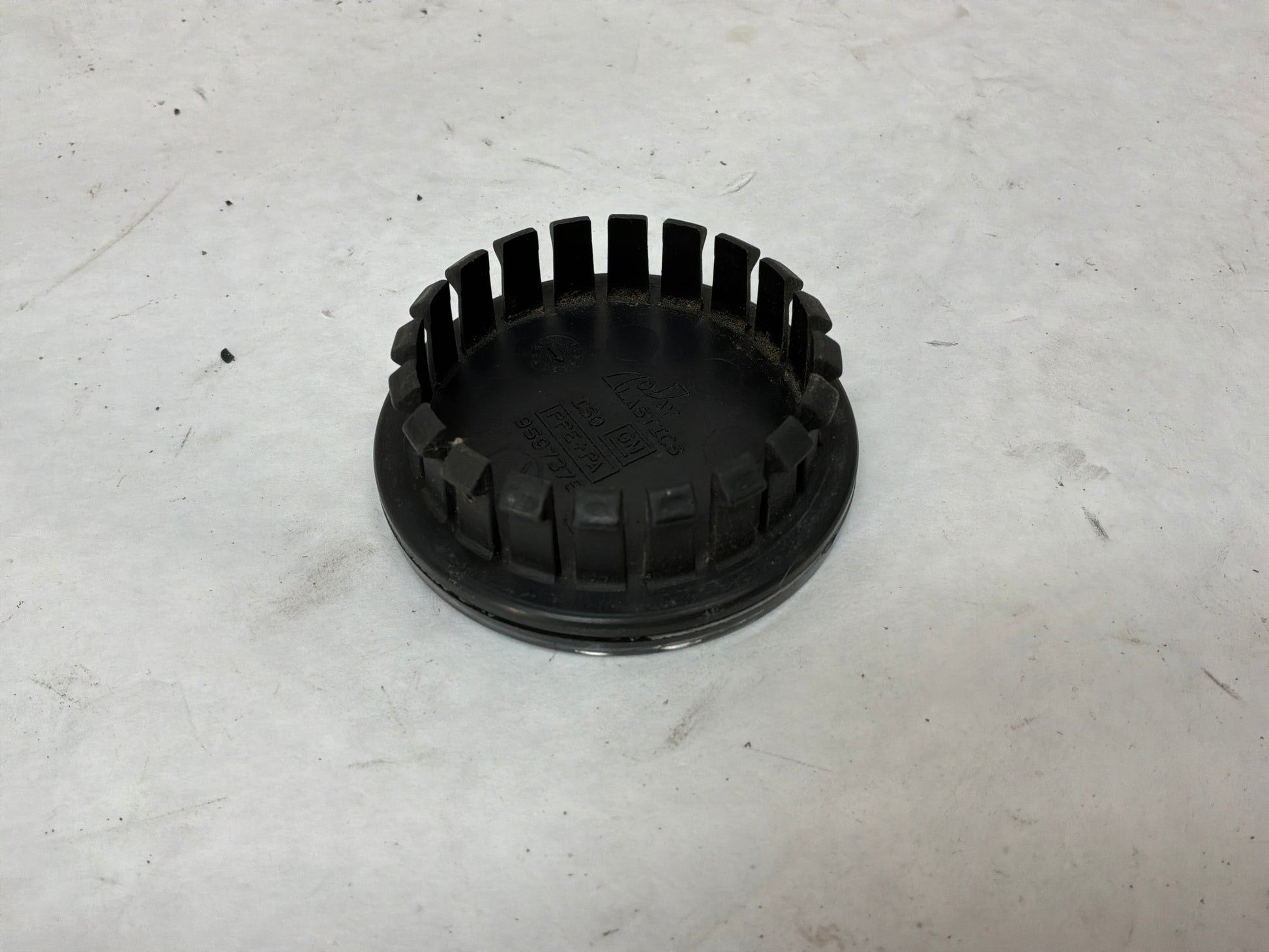 Center cap - Day's Parts Yard