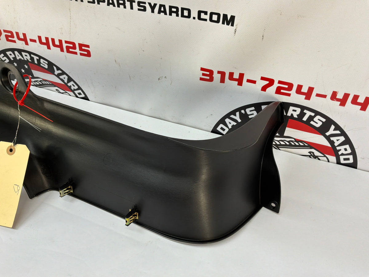 2006 Pontiac GTO RH Passenger Interior Sill Carpet Retainer Trim Cover Panel OEM