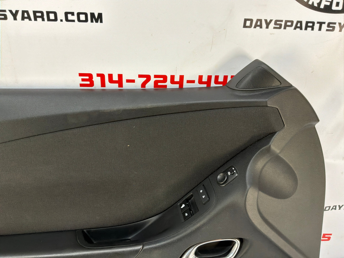 2015 Chevy Camaro SS 1LE LH Driver Interior Door Panel Trim OEM