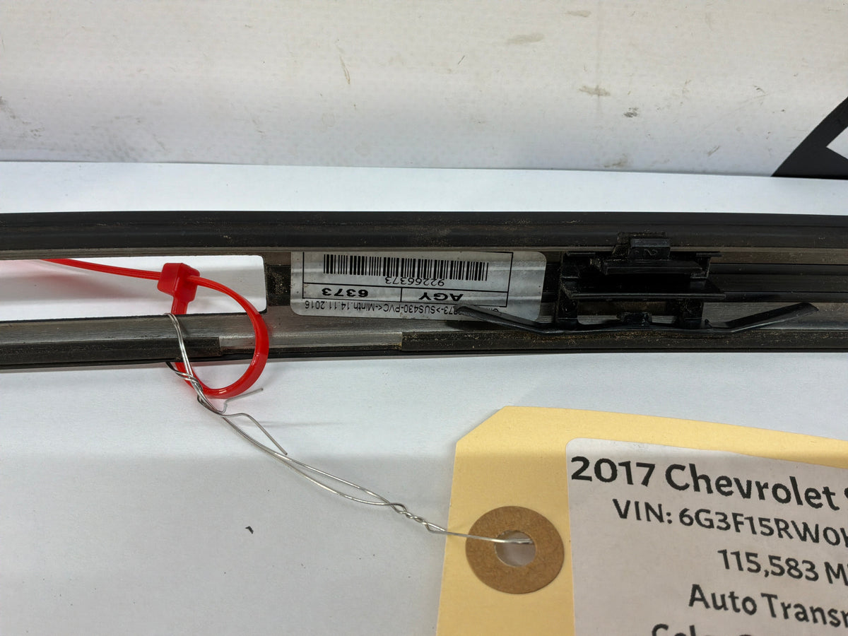 2017 Chevy SS Sedan Roof Top Trim Finish Panel Moldings RH & LH OEM