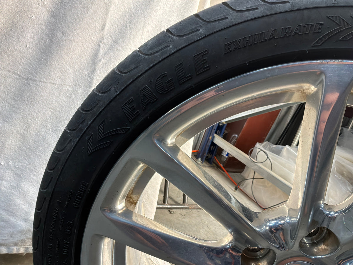 2014 Chevy SS Sedan Wheels Rim & Tires 19x8.5 & 19x9 275/35/19 245/40/19