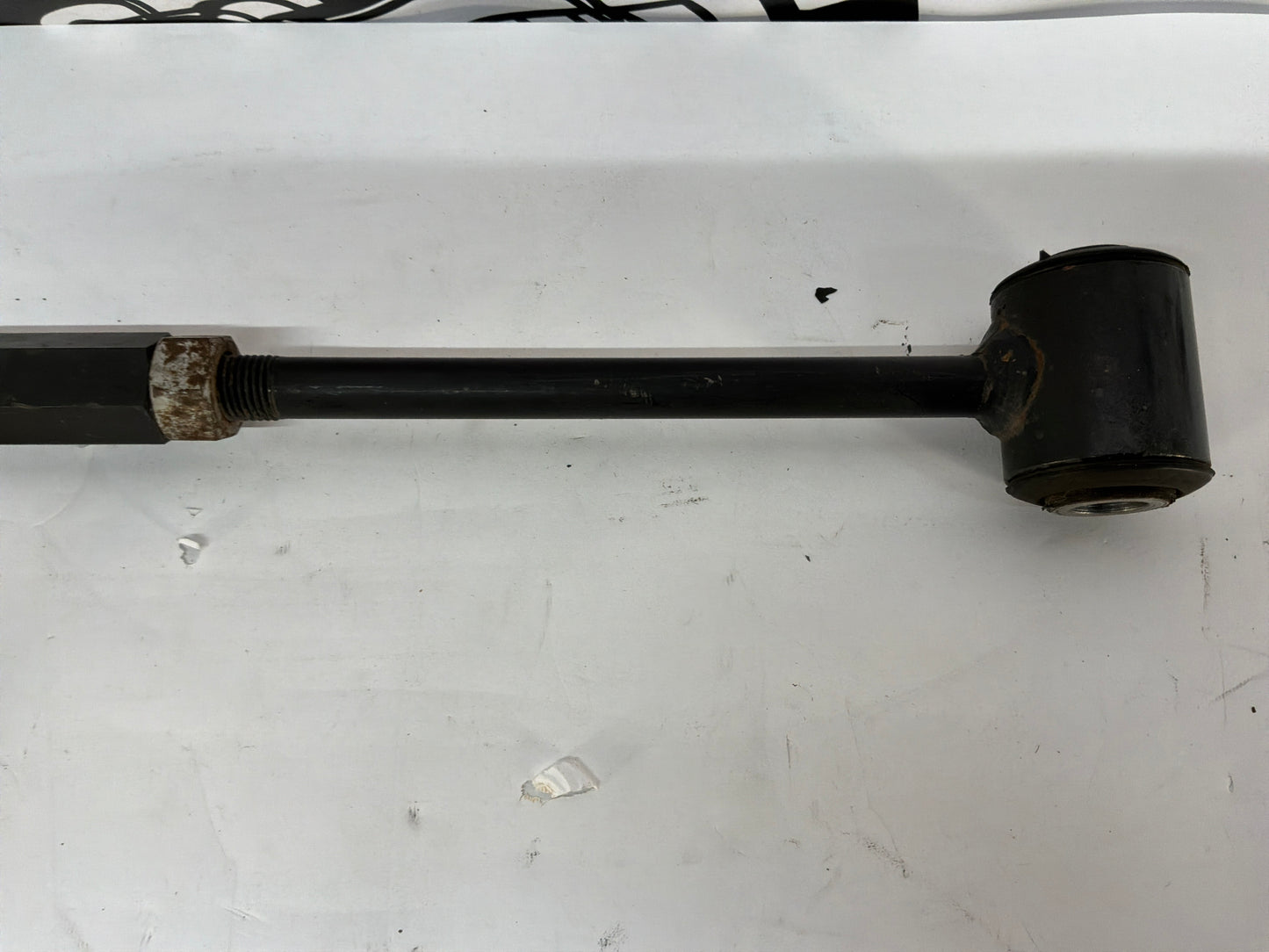 2014 Cadillac CTS-V Sedan RH Passenger Rear Lower Suspension Control Arm Assembly OEM